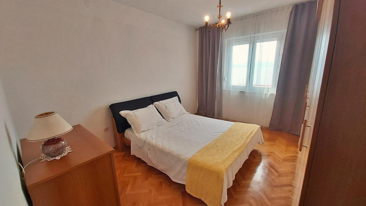 Apartment Cedo Omiš Exterior foto
