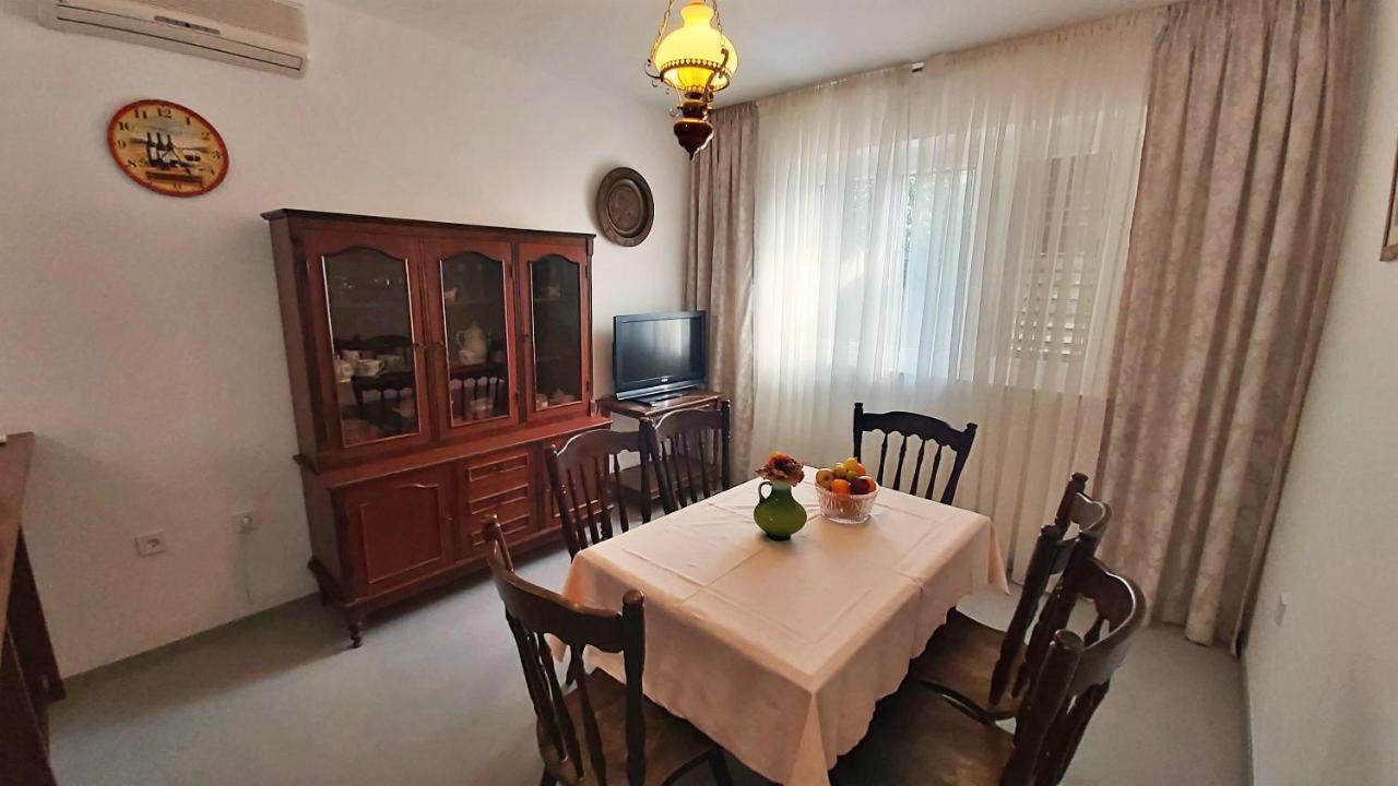 Apartment Cedo Omiš Exterior foto