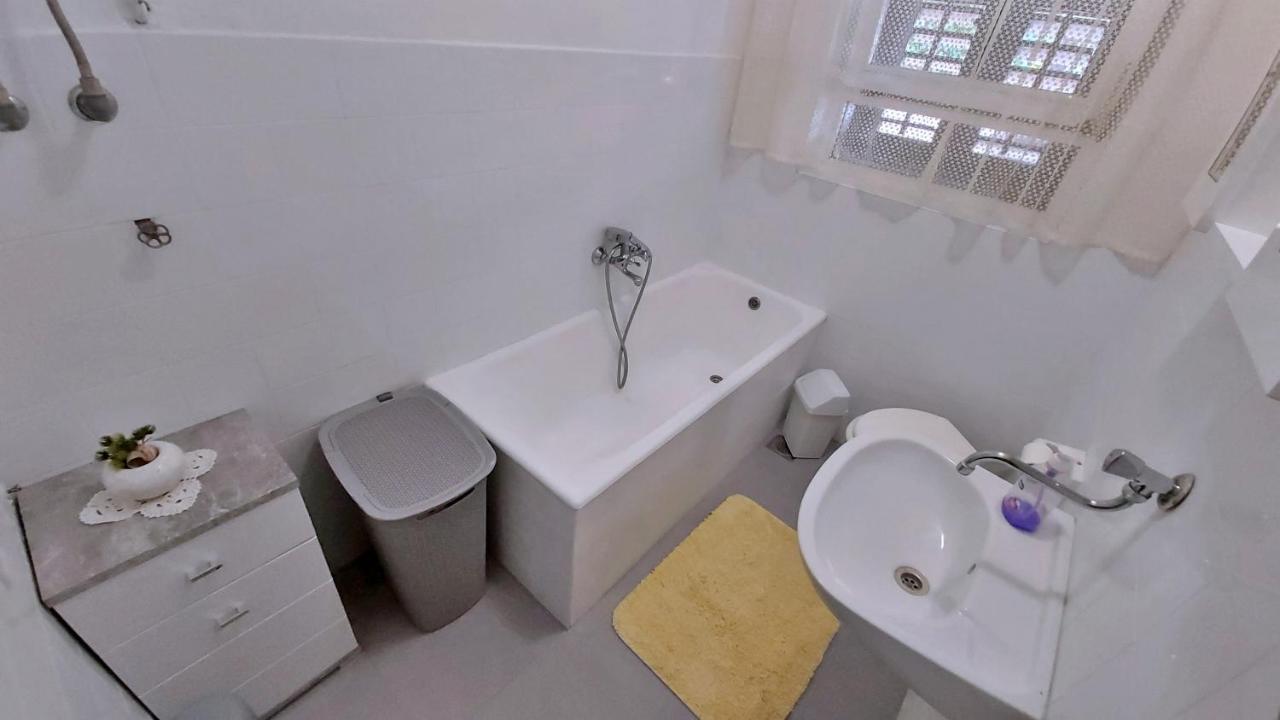 Apartment Cedo Omiš Exterior foto